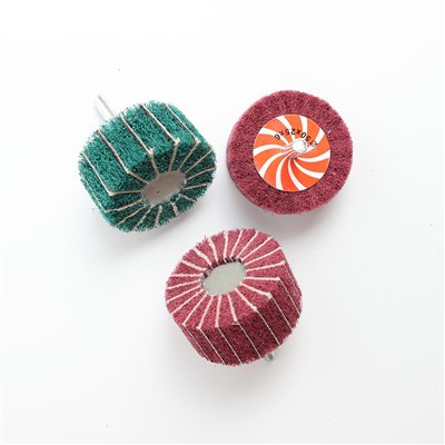 Lausriidest varrega klappratas